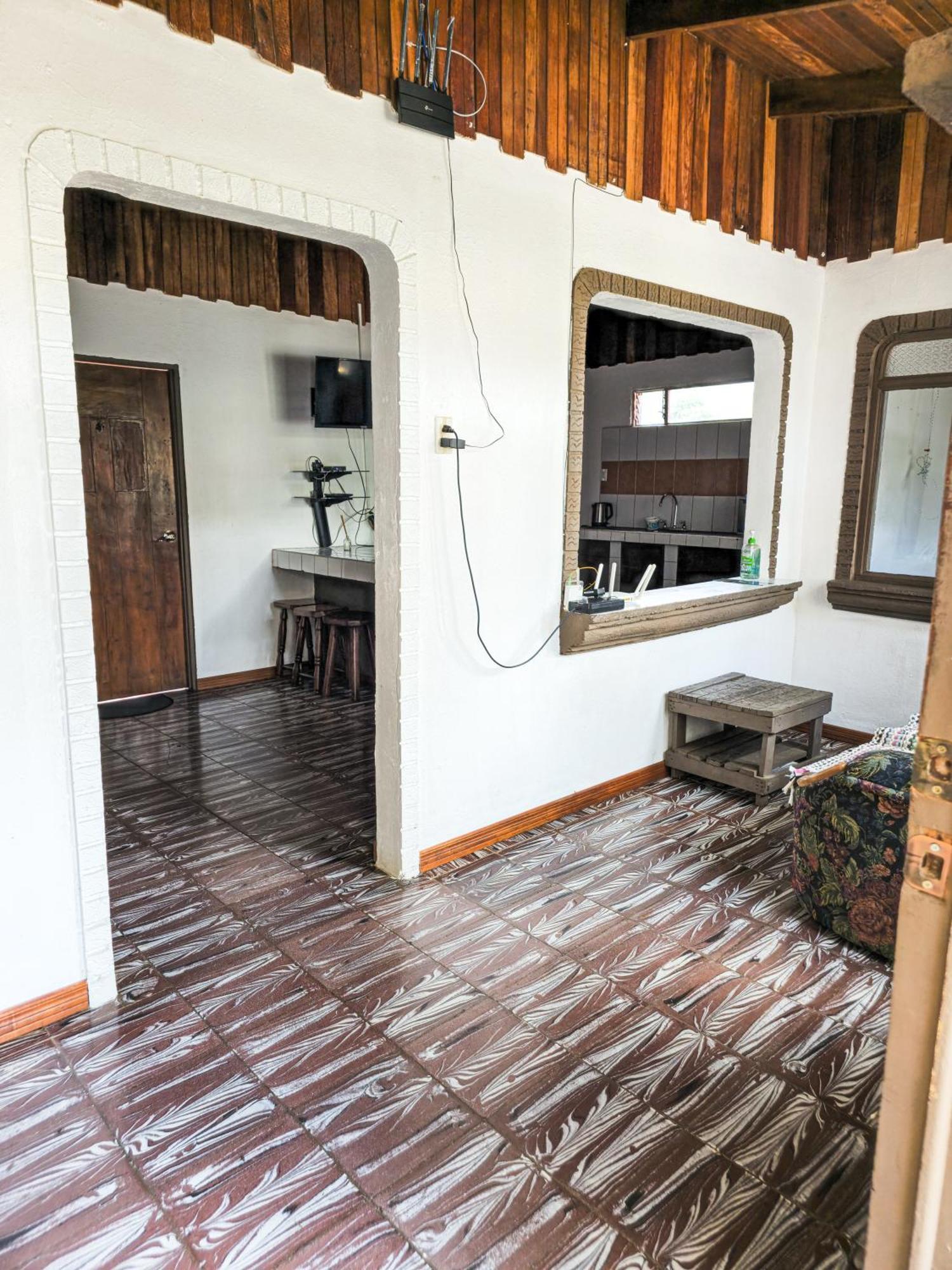 Cabinas Selva Verde Monteverde Bilik gambar